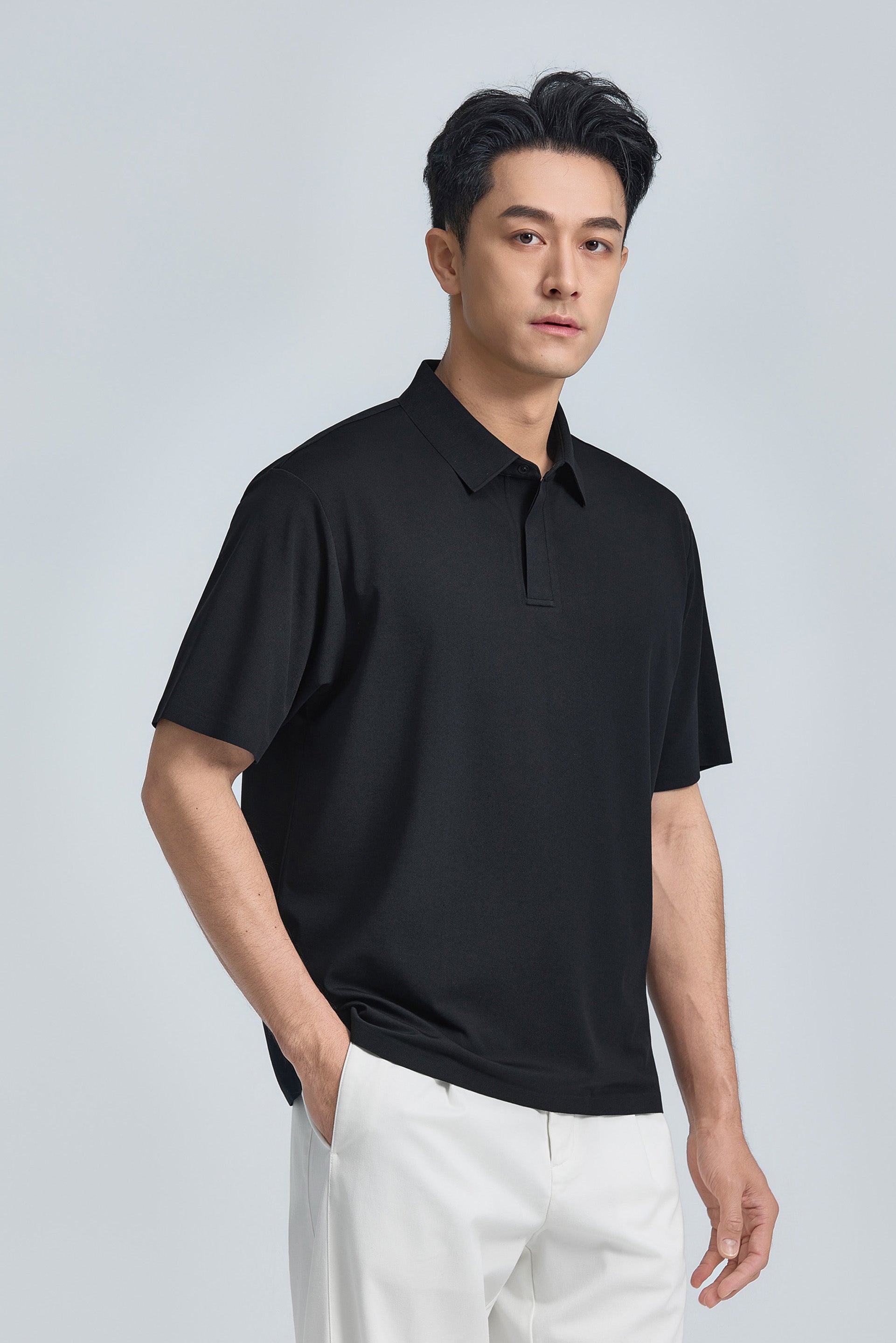 Polo piqué avec patte de boutonnage cachée | Noir BKFD01